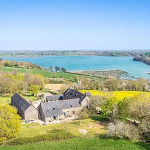 3* Hotel Manoir De Rigourdaine